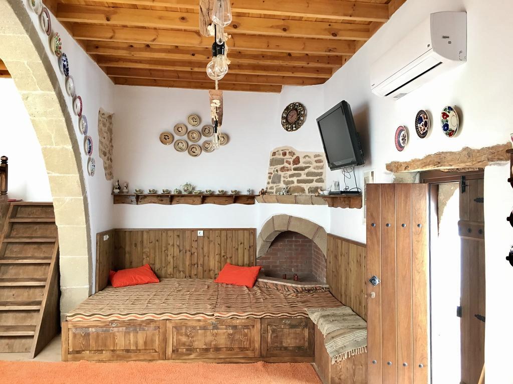 Anemos Traditional Villa Archangelos  Exteriör bild